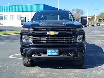 Used 2024 Chevrolet Silverado 2500 - photo 1