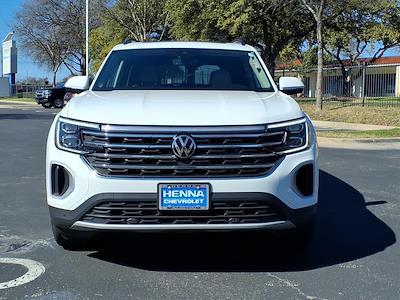 Used 2024 Volkswagen Atlas - photo 1