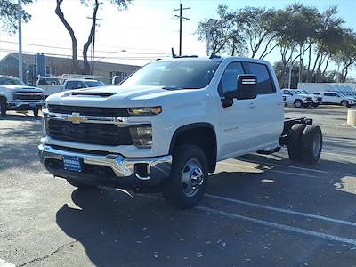 New 2026 Chevrolet Silverado 3500 Crew Cab Cab Chassis for sale #TF188736 - photo 1