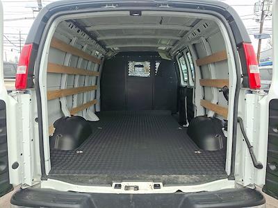 Used 2024 GMC Savana 2500 - photo 1
