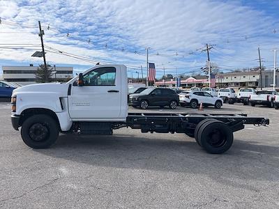 New 2024 Chevrolet Silverado 5500 Work Truck Regular Cab Cab Chassis for sale #C241109 - photo 2