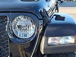 2021 Jeep Gladiator Crew Cab 4WD Pickup for sale #1570481 - photo 10