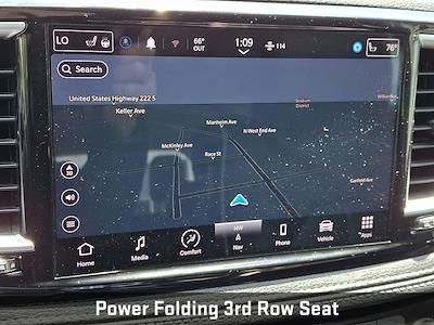 2023 Chrysler Pacifica FWD Minivan for sale #3575871 - photo 1