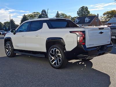 2024 Chevrolet Silverado EV Crew Cab 4WD, Pickup for sale #4845580 - photo 2