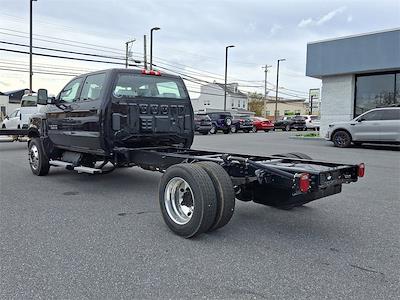 2024 Chevrolet Silverado 5500 Crew Cab DRW RWD Cab Chassis for sale #C102470 - photo 2