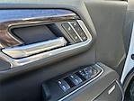 2025 Chevrolet Silverado 2500 Crew Cab 4x4 Pickup for sale #25022 - photo 25