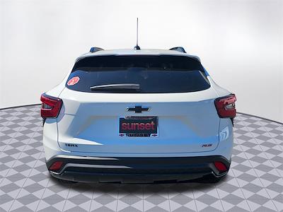 2025 Chevrolet Trax FWD SUV for sale #25173 - photo 2