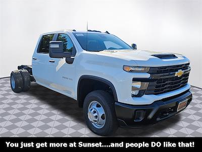2026 Chevrolet Silverado 3500 Crew Cab 4x2 Cab Chassis for sale #25331 - photo 1