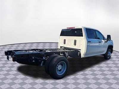 2026 Chevrolet Silverado 3500 Crew Cab 4x2 Cab Chassis for sale #25331 - photo 2