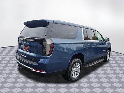 New 2026 Chevrolet Suburban LT 4WD SUV for sale #25411 - photo 2