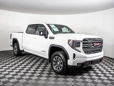 Used 2025 GMC Sierra 1500 - photo 1