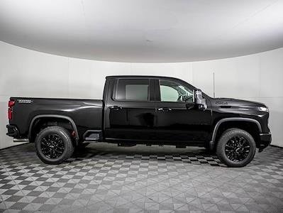 Used 2025 Chevrolet Silverado 3500 - photo 1