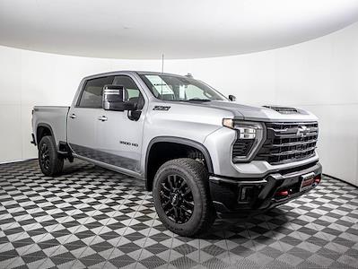 Used 2025 Chevrolet Silverado 3500 - photo 1