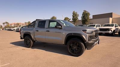 2025 Chevrolet Colorado Crew Cab 4WD Pickup for sale #S113531 - photo 2
