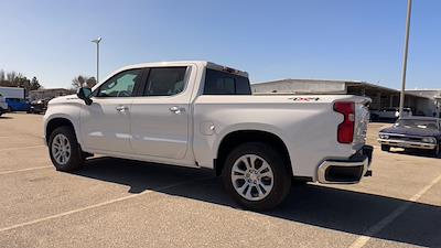 2025 Chevrolet Silverado 1500 Crew Cab 4WD Pickup for sale #S210102 - photo 2