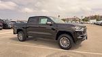 2025 Chevrolet Colorado Crew Cab 4WD Pickup for sale #S235760 - photo 3