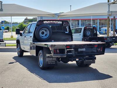 New 2025 Chevrolet Silverado 3500 Work Truck Crew Cab 4WD Flatbed Truck for sale #263399 - photo 2