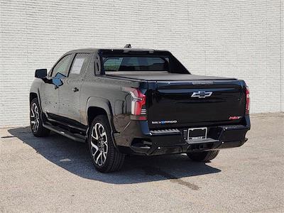 New 2024 Chevrolet Silverado EV RST Crew Cab 4WD Pickup for sale #303041 - photo 2