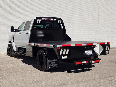 2023 Chevrolet Silverado 5500 Crew Cab DRW RWD, Flatbed Truck for sale #496377 - photo 2