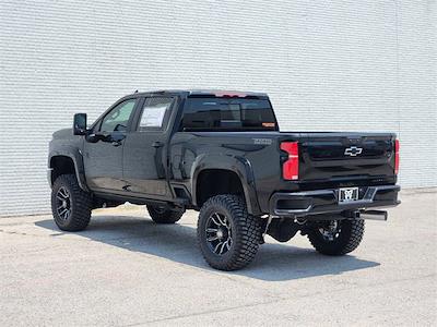 New 2025 Chevrolet Silverado 2500 LT Crew Cab 4WD Pickup for sale #F311611 - photo 2
