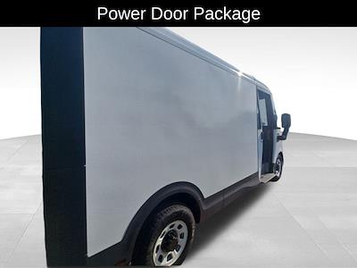 2025 Chevrolet BrightDrop 400 Standard Roof AWD Step Van / Walk-in for sale #29058 - photo 2