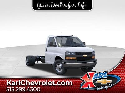 New 2025 Chevrolet Express 3500 15' Bay Bridge Box Van with Walkramp for sale #29074 - photo 1