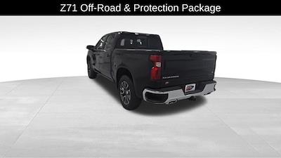 New 2025 Chevrolet Silverado 1500 LT Crew Cab 4x4 Pickup for sale #29844 - photo 2