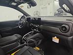 2025 Chevrolet Colorado Crew Cab 4x4 Pickup for sale #30478 - photo 32