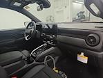 2025 Chevrolet Colorado Crew Cab 4x4 Pickup for sale #31006 - photo 32