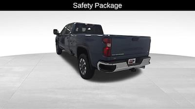 2025 Chevrolet Silverado 3500 Crew Cab 4x4 Pickup for sale #31442 - photo 2