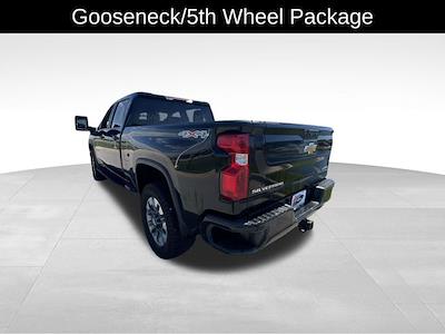 2022 Chevrolet Silverado 2500 Crew Cab 4x4 Pickup for sale #32396A - photo 2