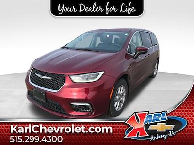 Used 2023 Chrysler Pacifica Touring L Minivan for sale #36733B - photo 1