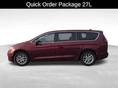 Used 2023 Chrysler Pacifica Touring L Minivan for sale #36733B - photo 2
