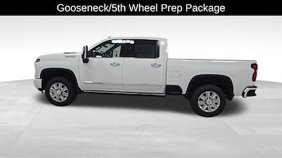 2025 Chevrolet Silverado 3500 Crew Cab 4x4 Pickup for sale #32761 - photo 2