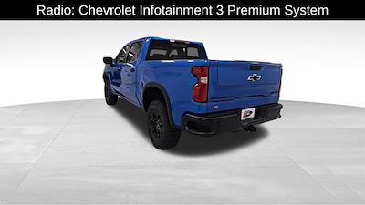 2025 Chevrolet Silverado 1500 Crew Cab 4x4 Pickup for sale #32760 - photo 2
