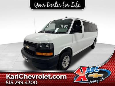Used 2022 Chevrolet Express 3500 - photo 1