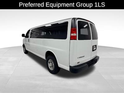 Used 2022 Chevrolet Express 3500 - photo 1
