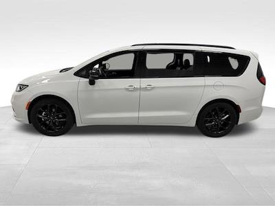 2025 Chrysler Pacifica FWD Minivan for sale #R39788 - photo 2