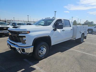 New 2025 Chevrolet Silverado 3500 Crew Cab 4x4 9' Royal Mechanics Body for sale #A55569 - photo 1