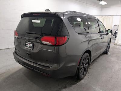 Used 2019 Chrysler Pacifica - photo 1