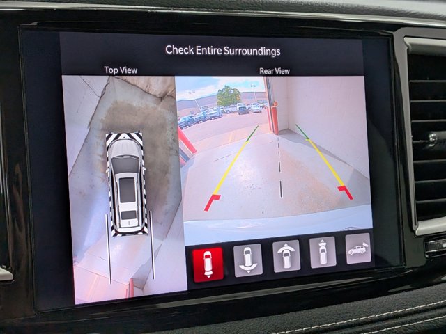 Used 2023 Chrysler Pacifica - photo 19