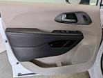 2023 Chrysler Pacifica FWD Minivan for sale #PR506017W - photo 9
