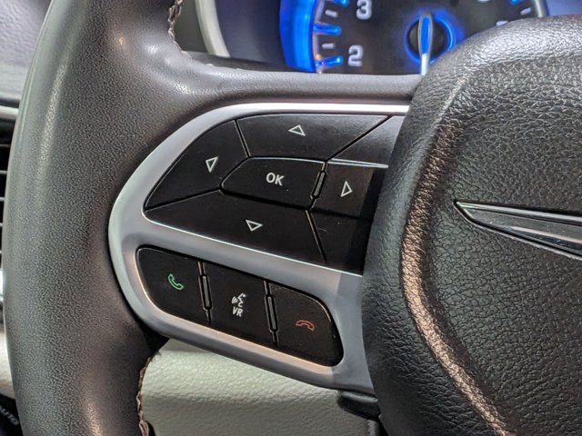 Used 2023 Chrysler Pacifica - photo 17