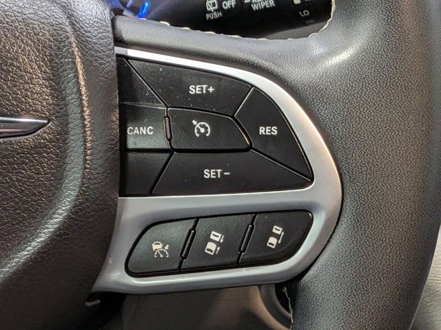 Used 2023 Chrysler Pacifica - photo 18