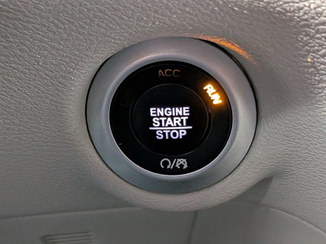 Used 2023 Chrysler Pacifica - photo 20