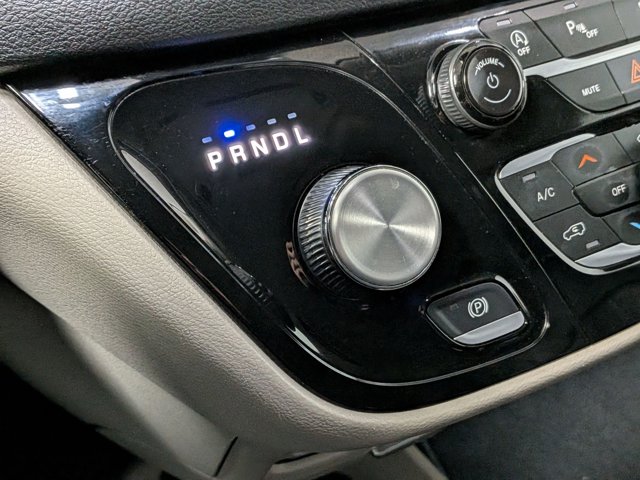 Used 2023 Chrysler Pacifica - photo 24