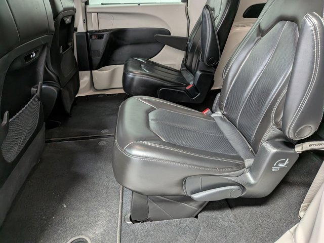 Used 2023 Chrysler Pacifica - photo 26