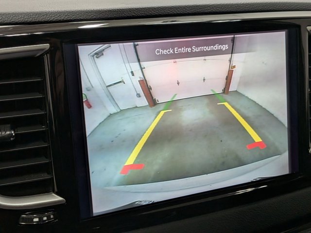 Used 2023 Chrysler Pacifica - photo 21