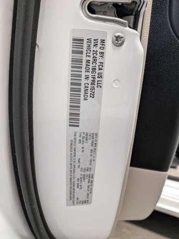 Used 2023 Chrysler Pacifica - photo 32