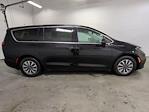 Used 2024 Chrysler Pacifica Select Minivan for sale #RR134614W - photo 1